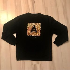 Alive & Well Crewneck Size Medium